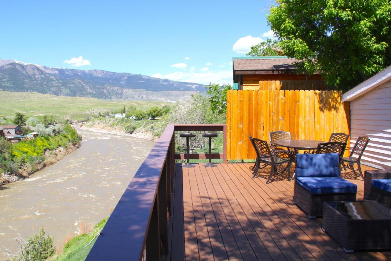 Yellowstone Treasure Guesthouses On The River Gardiner Εξωτερικό φωτογραφία