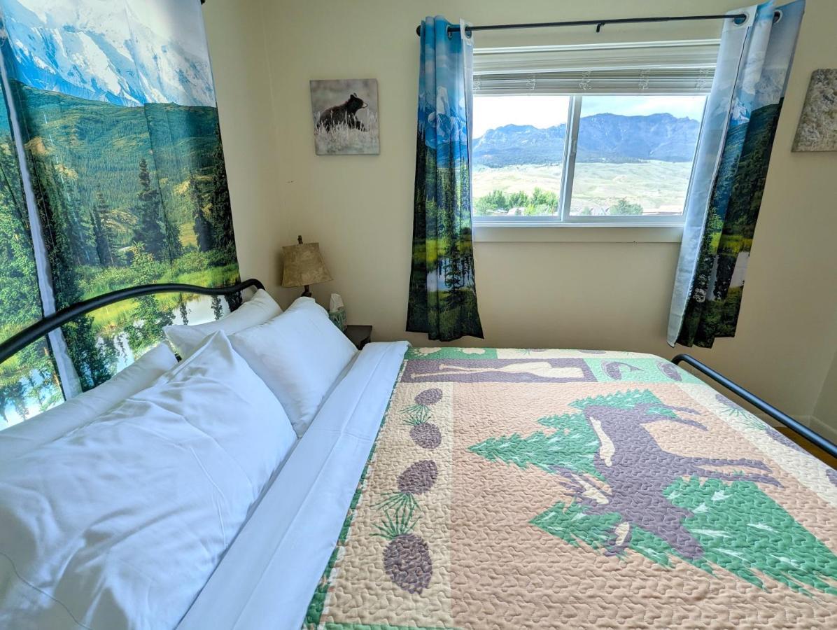 Yellowstone Treasure Guesthouses On The River Gardiner Εξωτερικό φωτογραφία