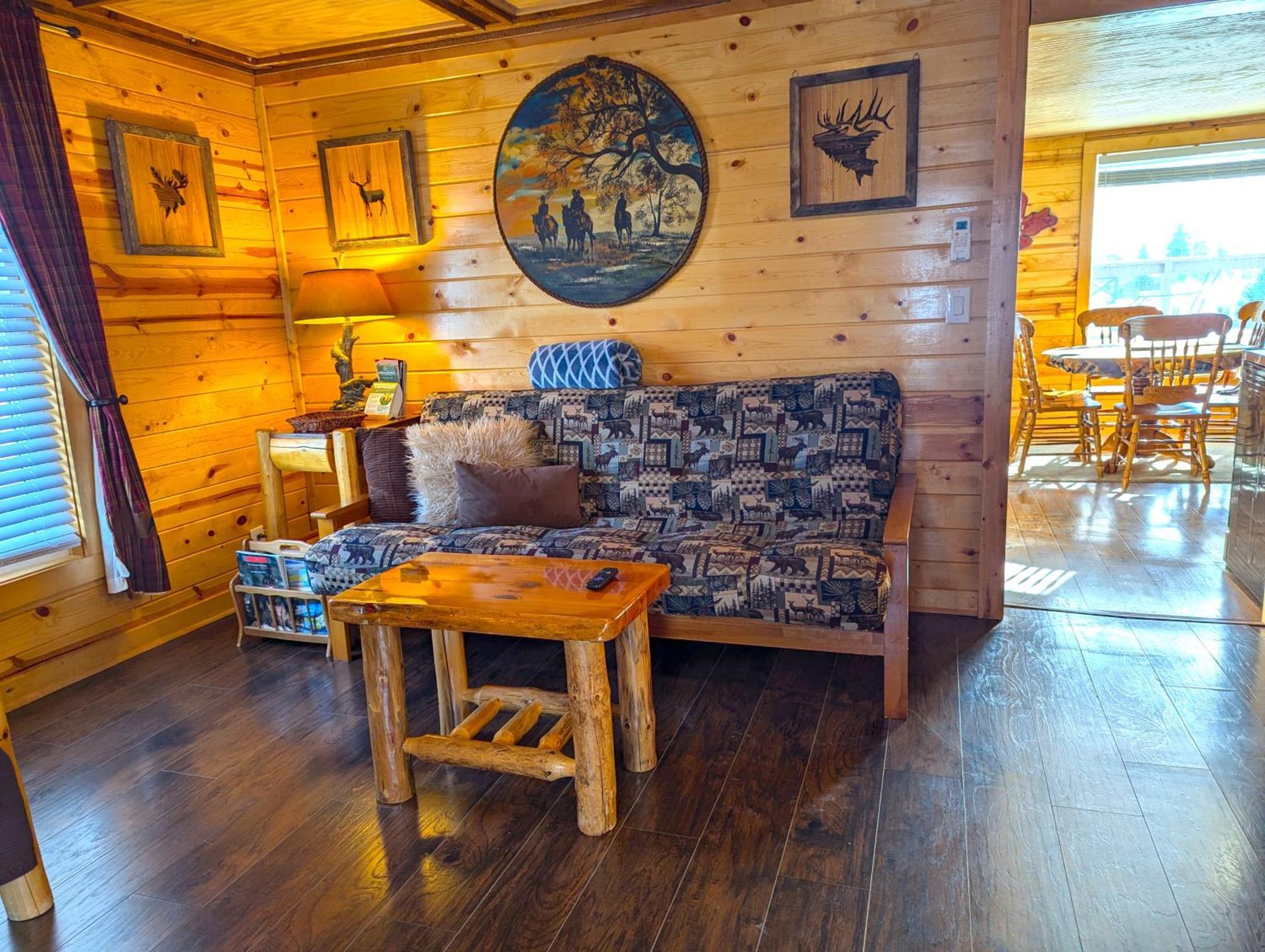 Yellowstone Treasure Guesthouses On The River Gardiner Εξωτερικό φωτογραφία