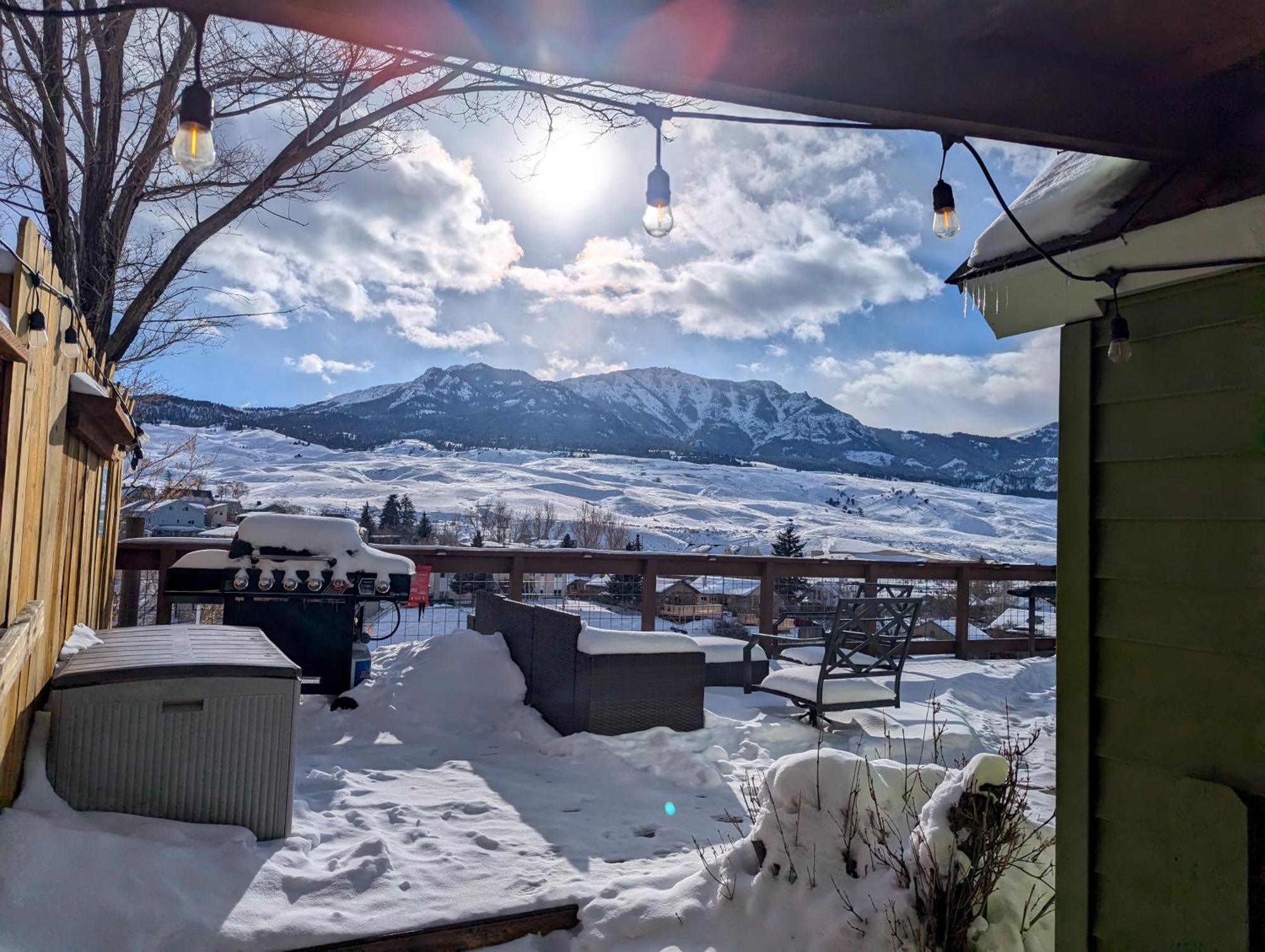 Yellowstone Treasure Guesthouses On The River Gardiner Εξωτερικό φωτογραφία