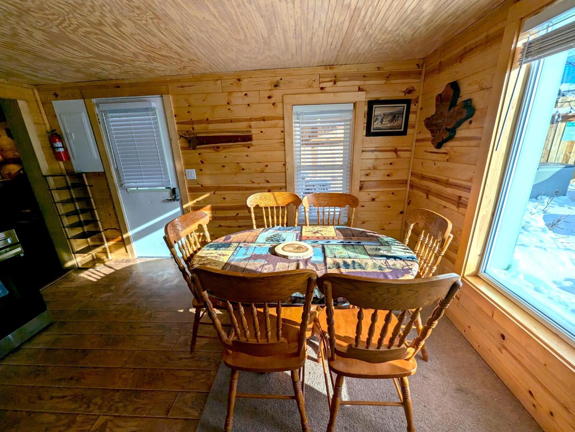 Yellowstone Treasure Guesthouses On The River Gardiner Εξωτερικό φωτογραφία